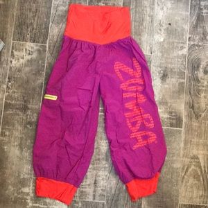 Fuchsia and orange Zumba licensed Capri.